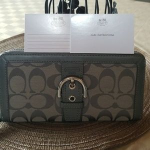 Coach wallet